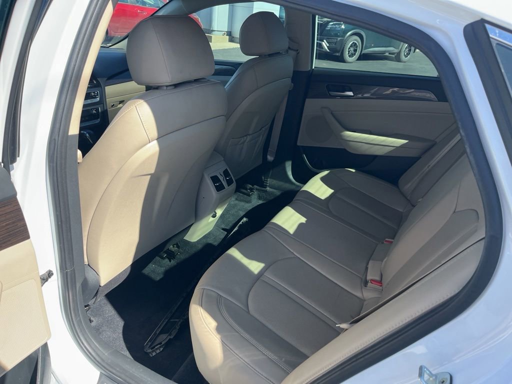 Used 2018 Hyundai Sonata Limited w/ Cargo Package image 23