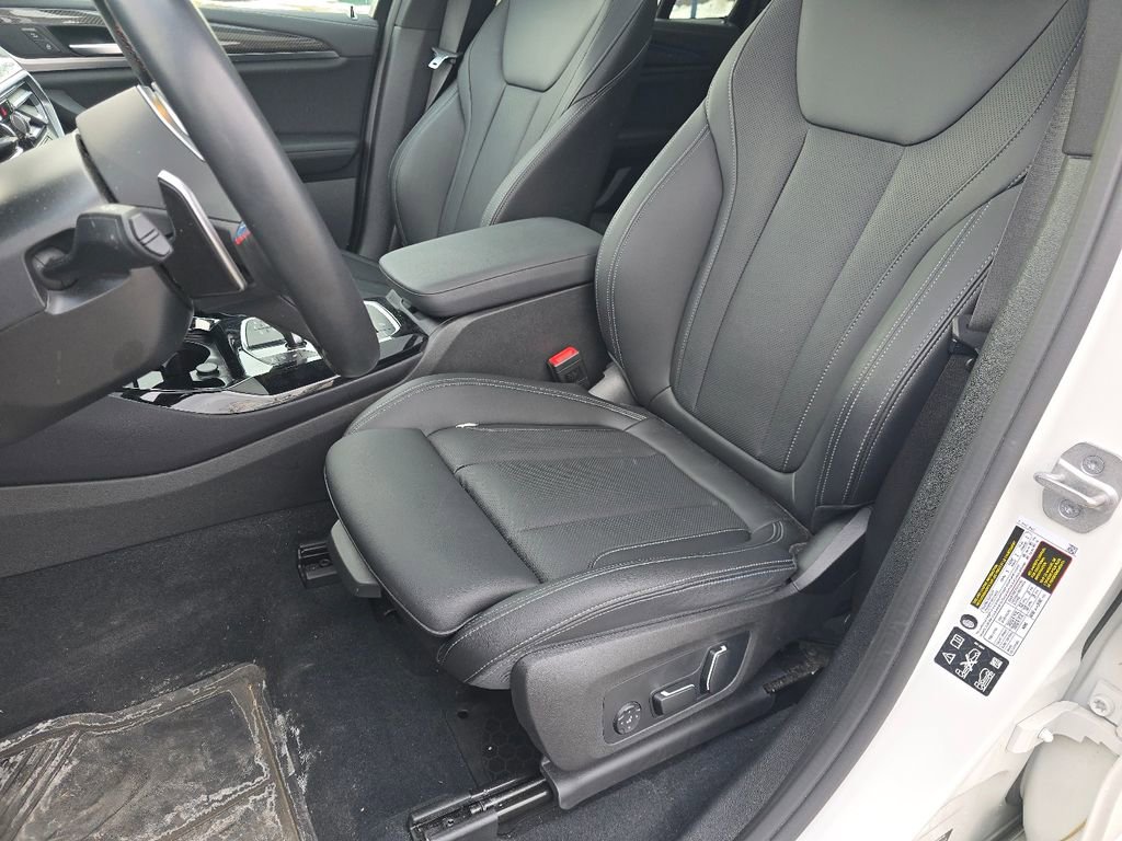 Used 2024 BMW X3 M40i w/ Premium Package image 24