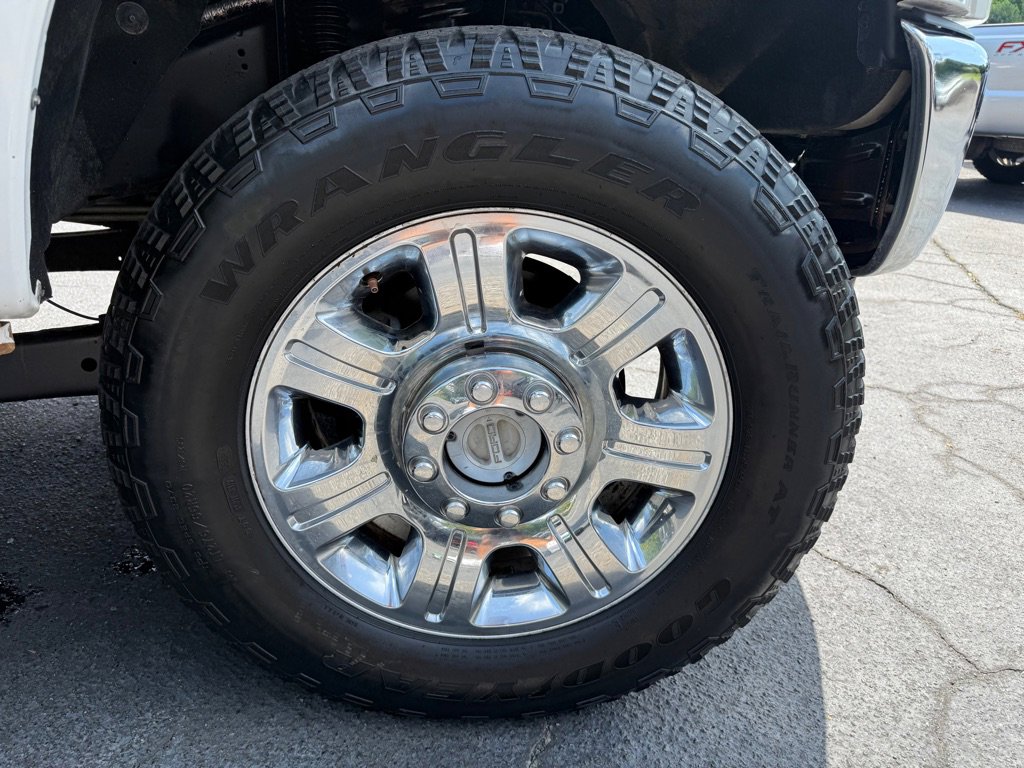 Used 2015 Ford F250 Lariat w/ Chrome Package AWD/4WD image 28