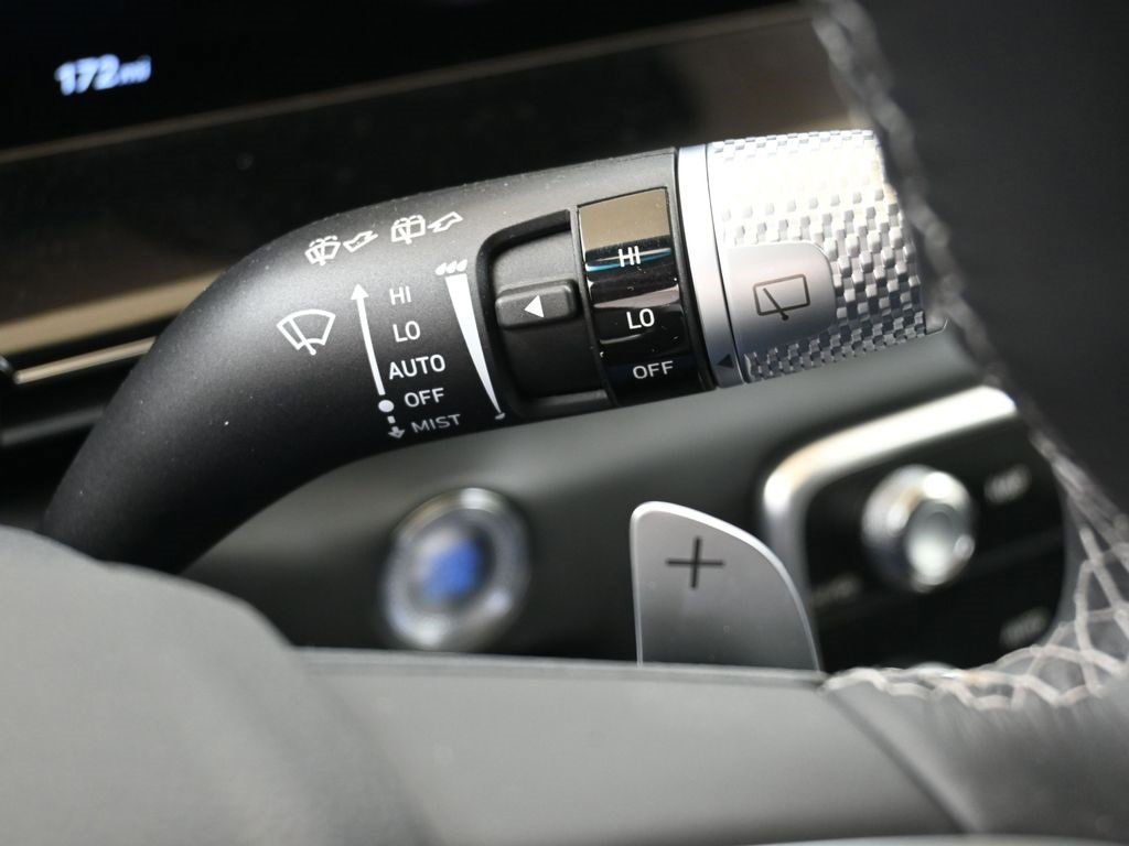 New 2025 Genesis GV80 2.5T image 30