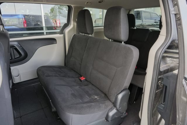 Used 2017 Dodge Grand Caravan SE w/ Power Window Group FWD image 36