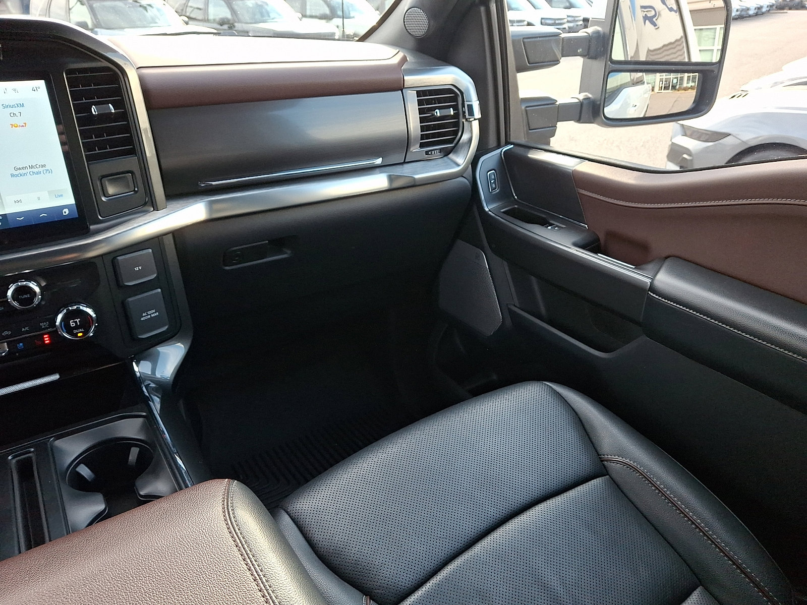 Used 2021 Ford F150 Lariat image 16