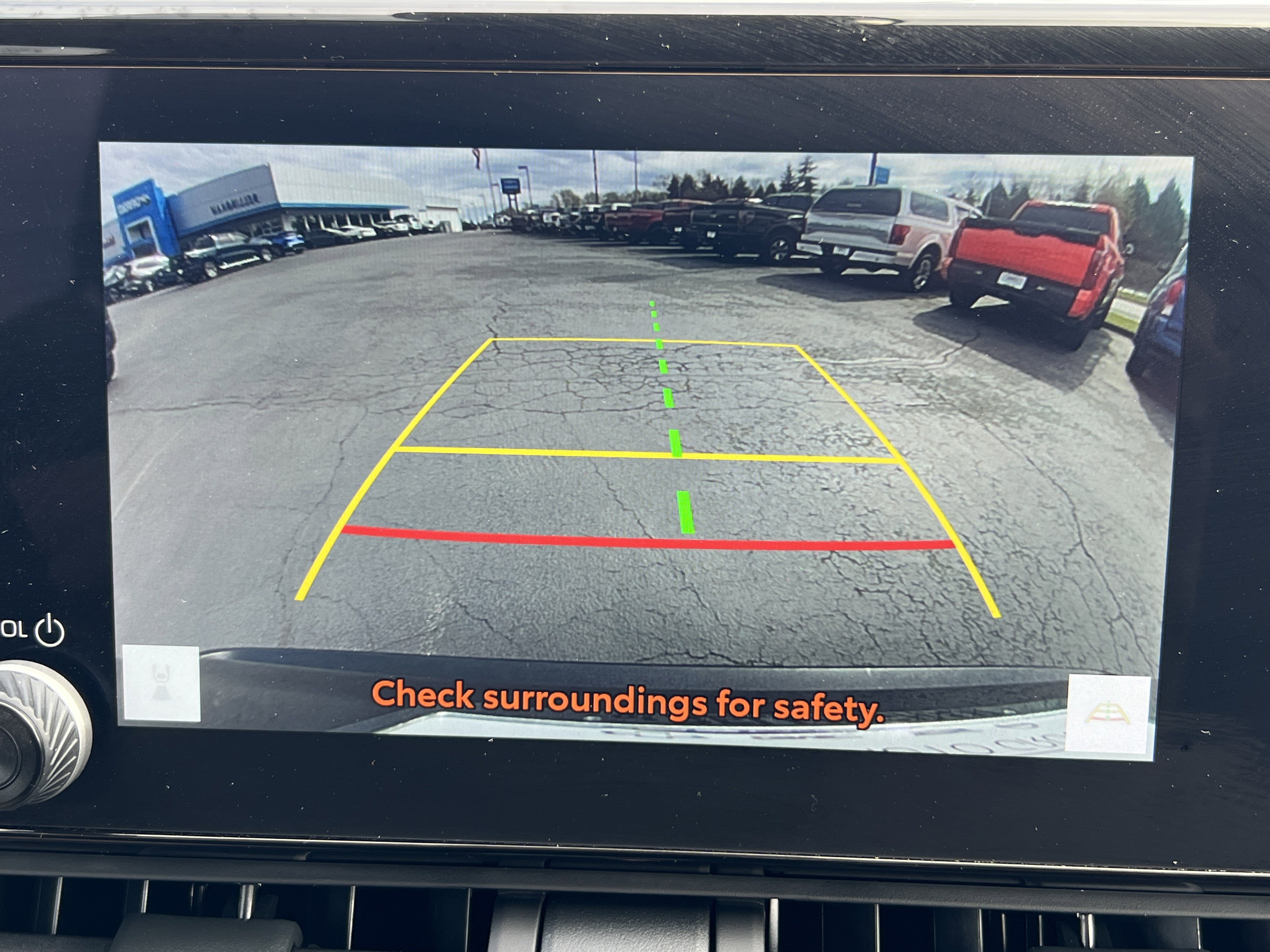 Used 2025 Toyota RAV4 XLE AWD/4WD image 11