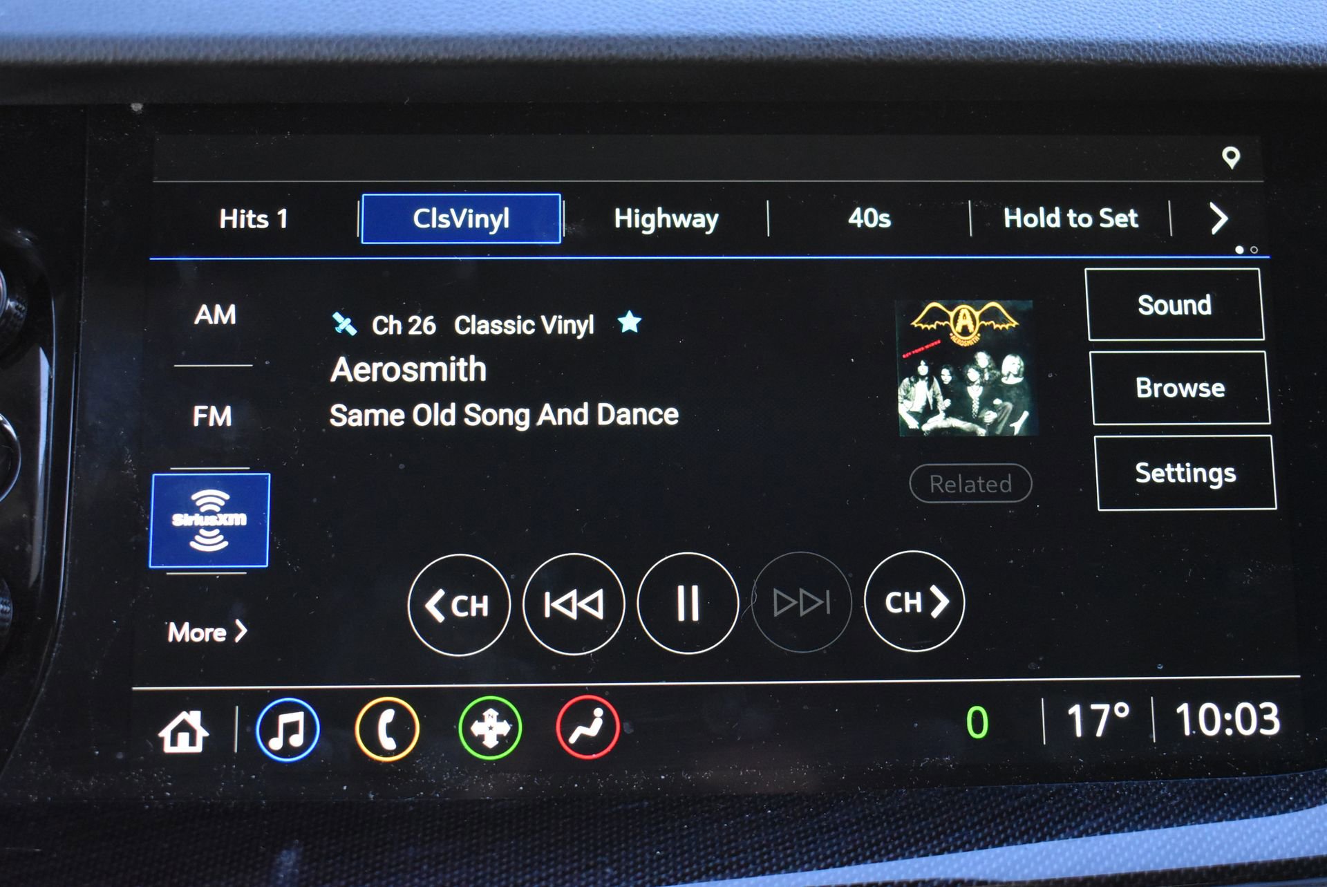 Used 2023 Buick Envision Preferred image 25