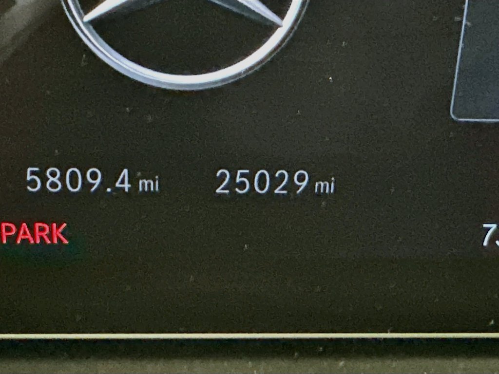 Used 2024 Mercedes-Benz GLS 450 4MATIC image 13