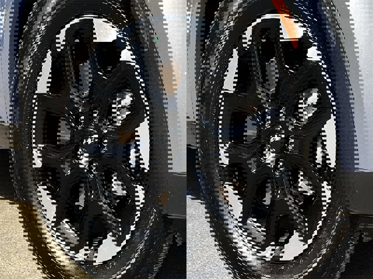 Used 2024 Kia Sorento S w/ Panoramic Sunroof Package image 29