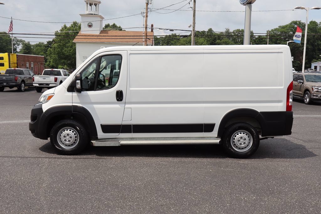 Used 2025 RAM ProMaster 2500 w/ U-Haul Equipment Group FWD image 14