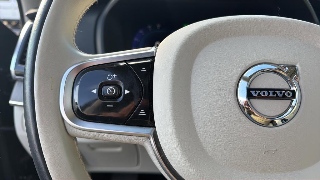 Used 2023 Volvo XC90 T8 Plus w/ Protection Package image 30