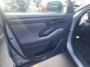 Used 2022 Toyota Highlander LE image 15