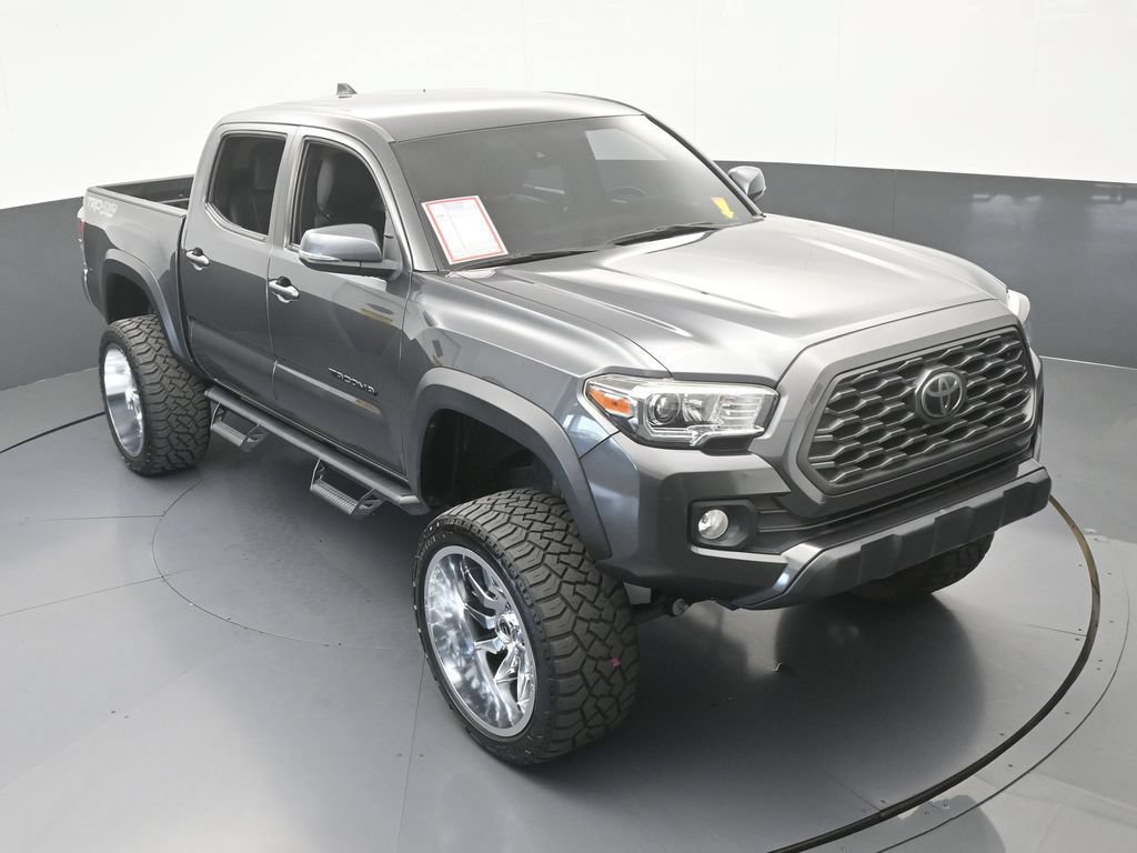 Used 2022 Toyota Tacoma TRD Off-Road AWD/4WD image 49