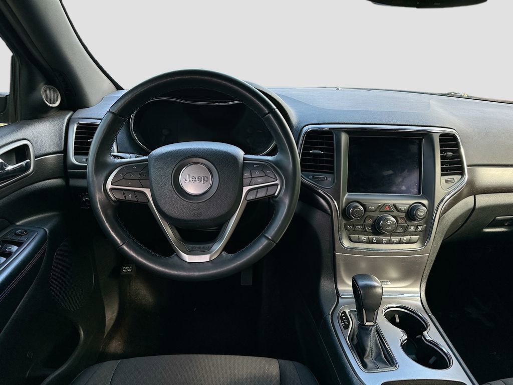 Used 2018 Jeep Grand Cherokee Laredo image 27
