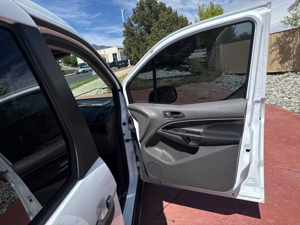 Used 2019 Ford Transit Connect XL FWD image 27