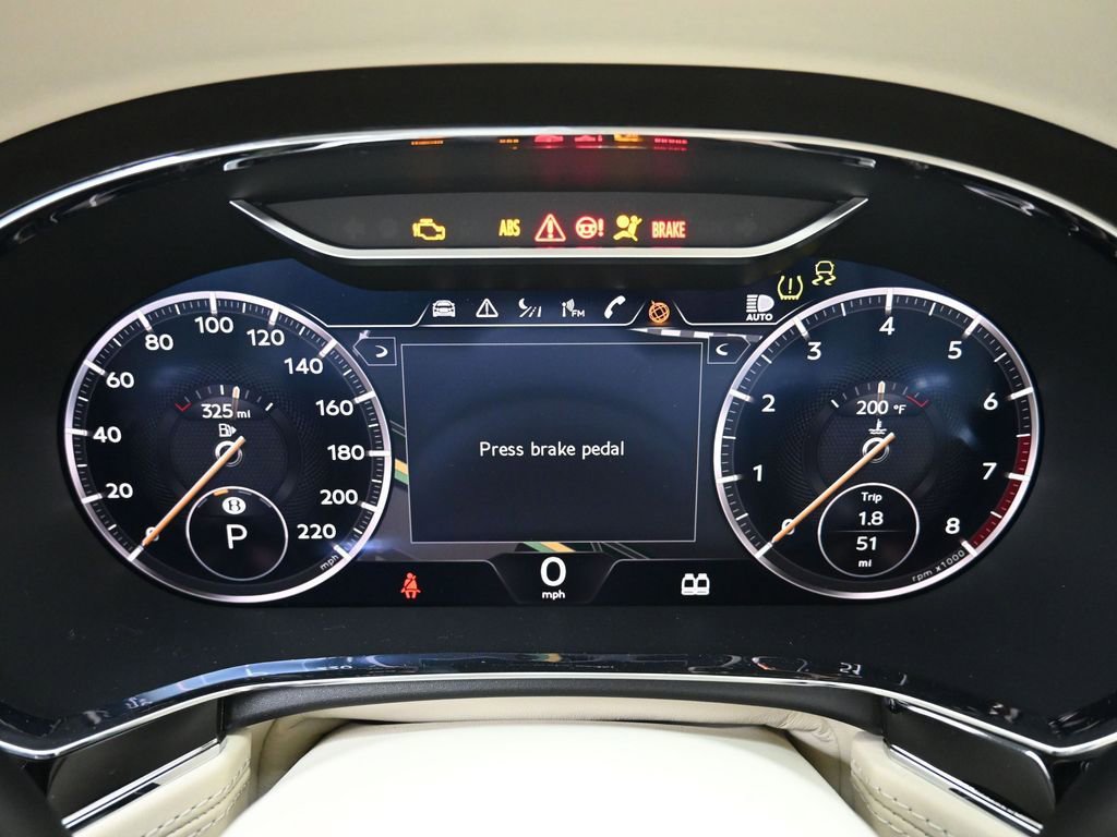 Used 2024 Bentley Continental GT image 19