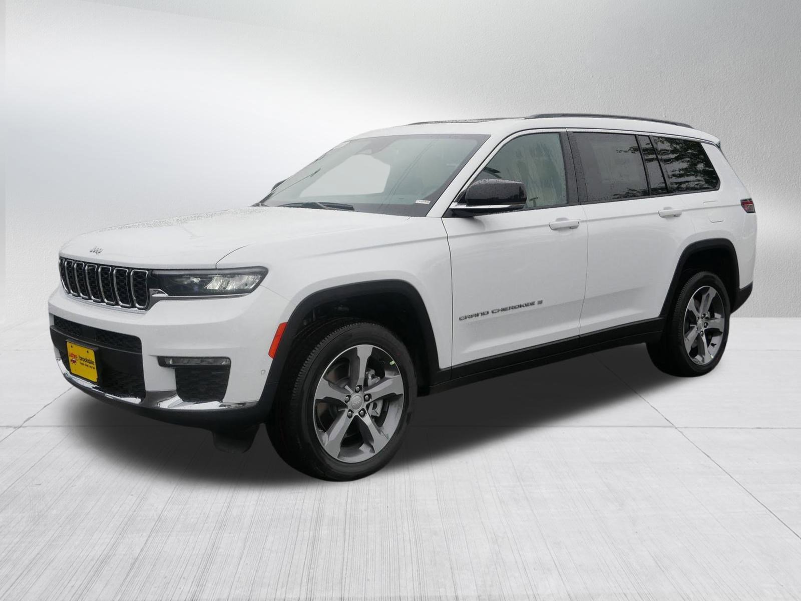 New 2025 Jeep Grand Cherokee L Limited w/ Luxury Tech Group II image 3