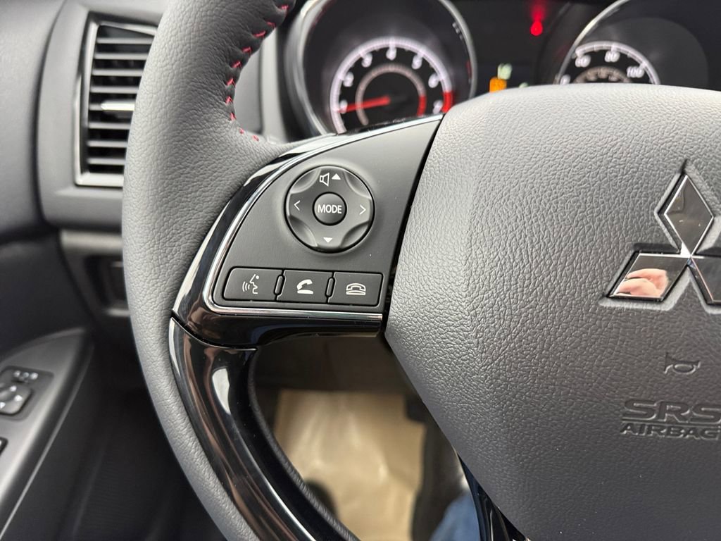New 2026 Mitsubishi Outlander Sport LE image 32
