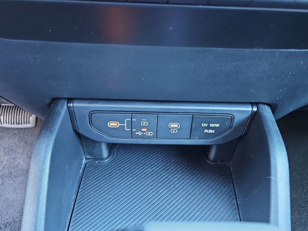 Used 2025 Kia K4 LXS image 17