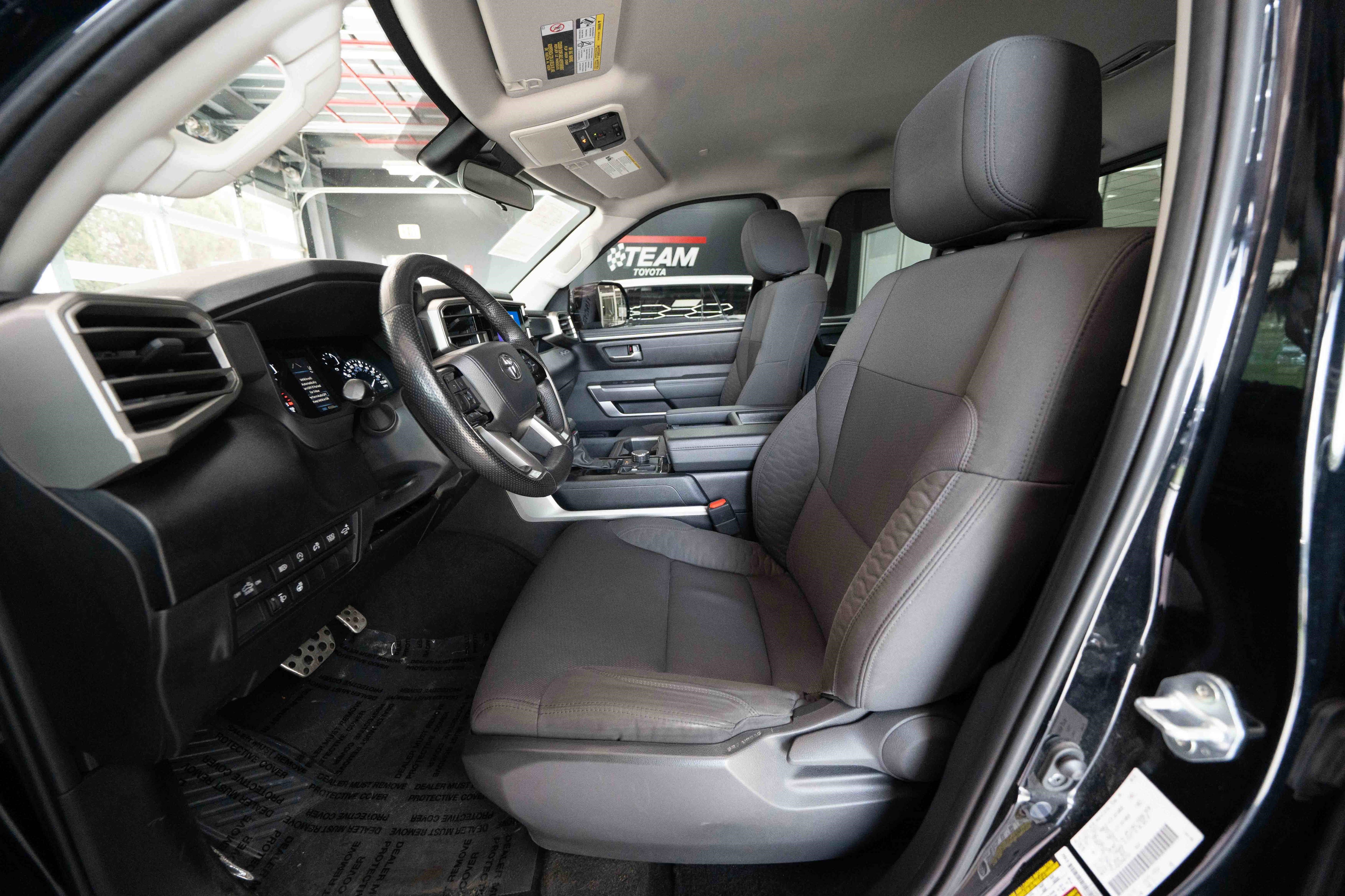 Used 2022 Toyota Tundra SR5 w/ TRD Sport Package AWD/4WD image 9
