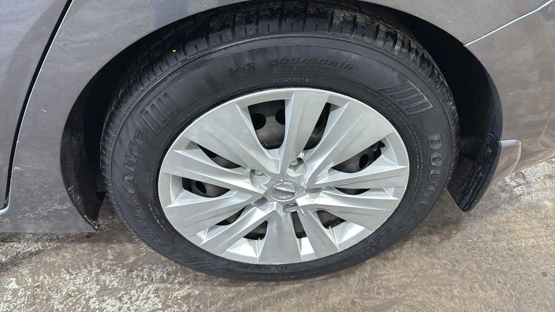 Used 2021 Nissan Sentra S image 9