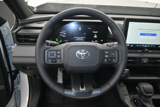 New 2026 Toyota RAV4 SE AWD/4WD image 5