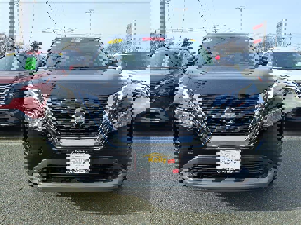 Certified 2023 Nissan Rogue SV w/ SV Premium B Package image 2