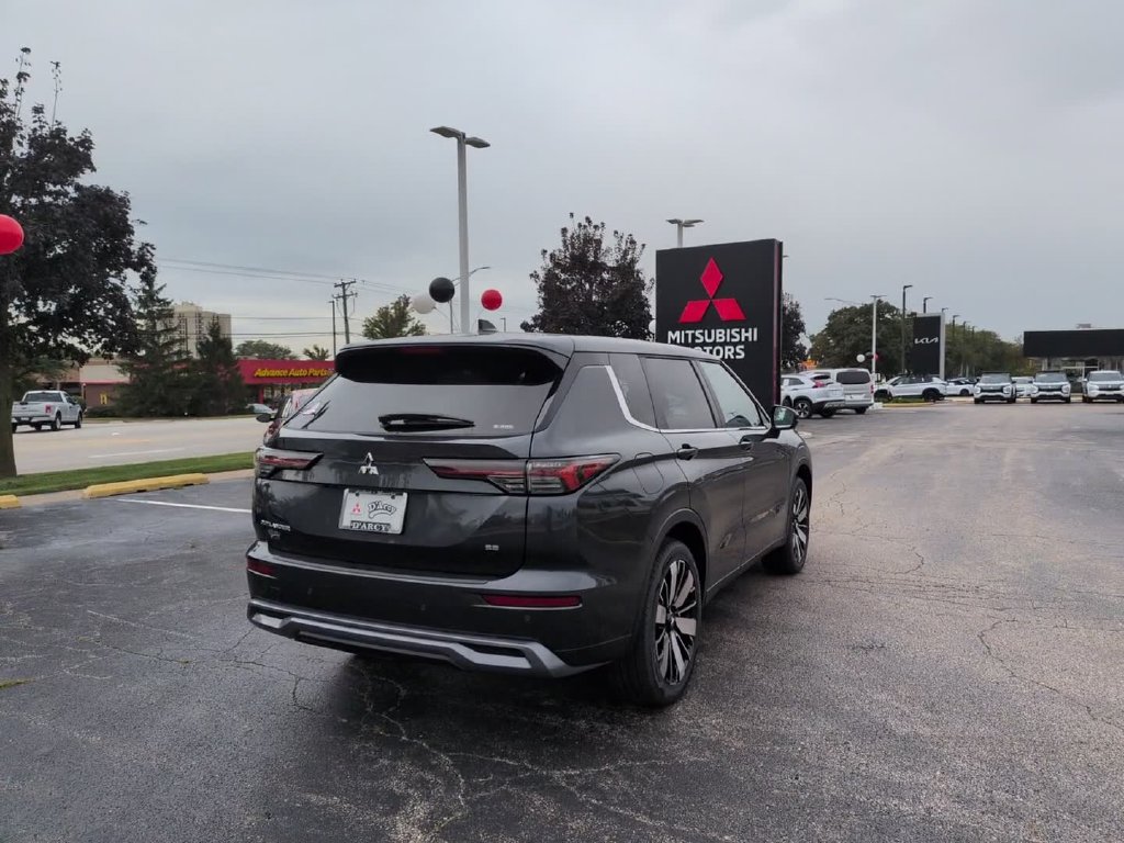 New 2026 Mitsubishi Outlander SE AWD/4WD image 6