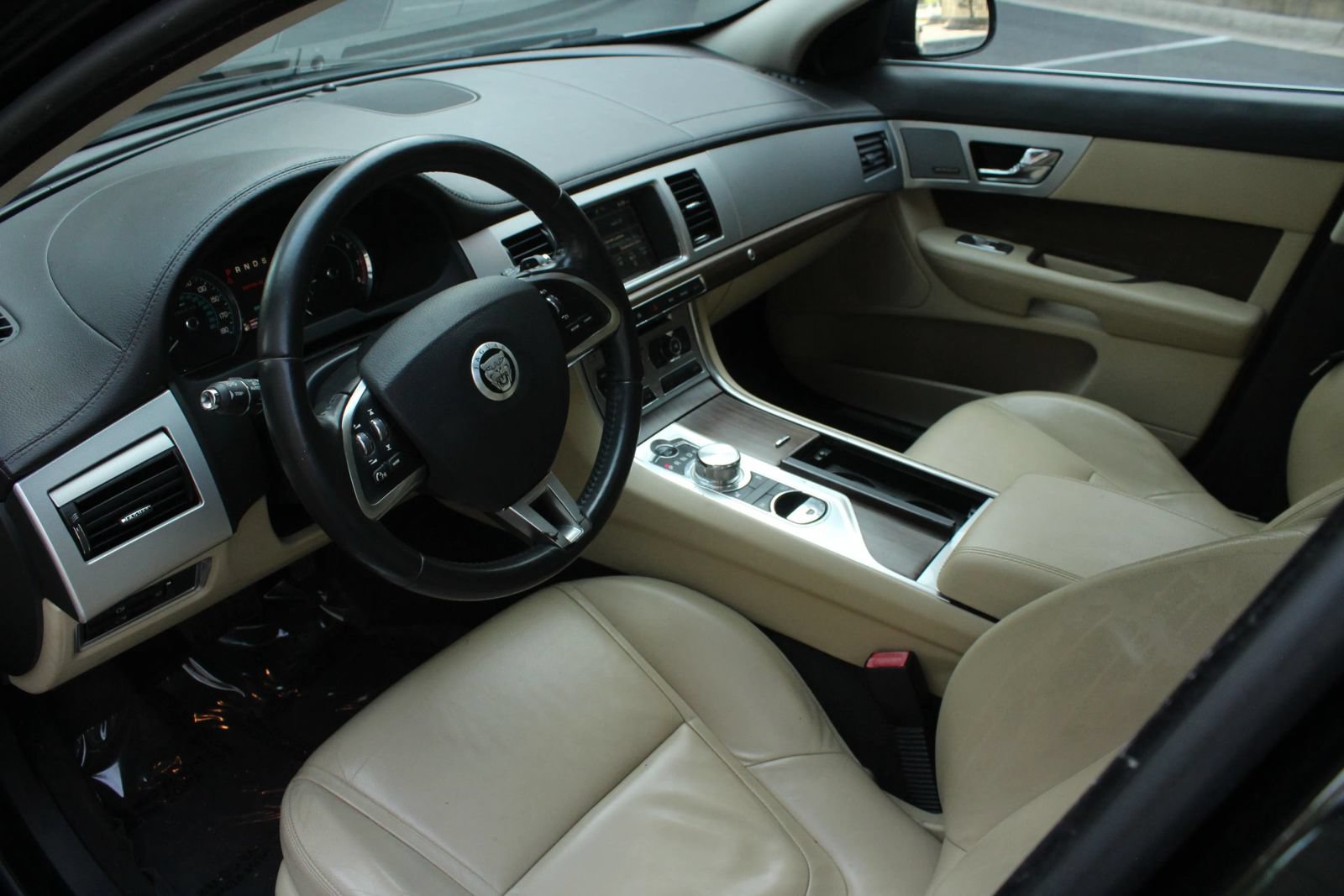 Used 2013 Jaguar XF 3.0 AWD/4WD image 13