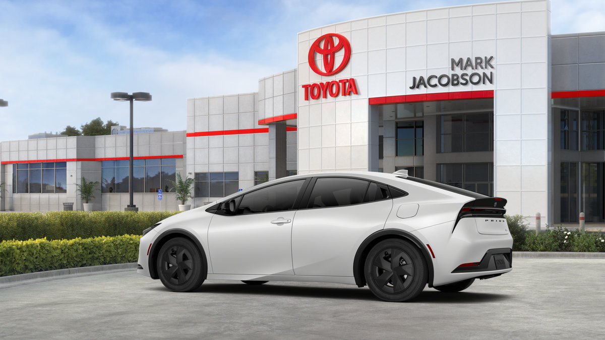 New 2027 Toyota Prius LE FWD image 5