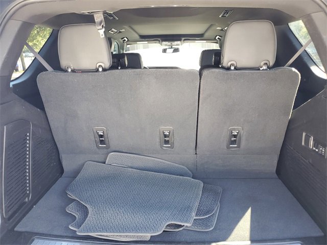 Used 2021 GMC Yukon Denali w/ LPO, Illumination Package image 8