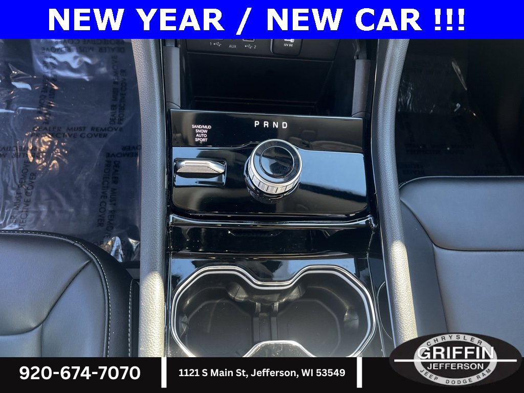 Used 2023 Jeep Grand Cherokee L Limited w/ Trailer Tow Group (B) image 12