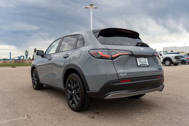 Used 2025 Honda HR-V Sport image 5