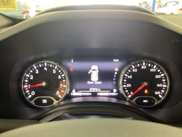 Used 2023 Jeep Renegade Limited image 11