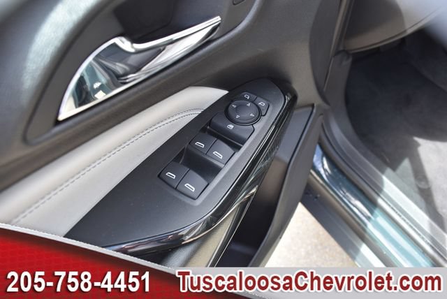 Used 2025 Chevrolet Trax LT FWD image 17