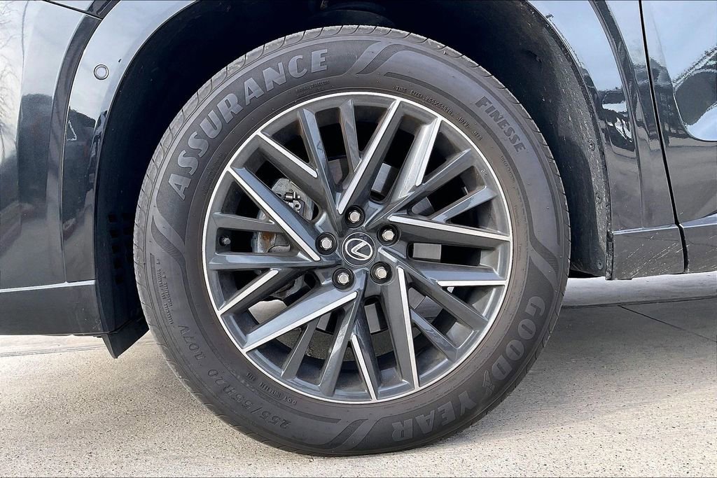 Used 2025 Lexus TX 350 350 Luxury w/ Technology Package image 11