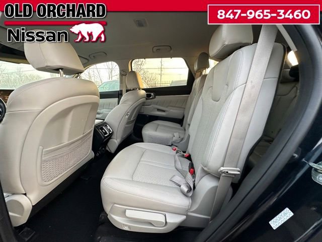 Used 2023 Kia Sorento SX Prestige image 17