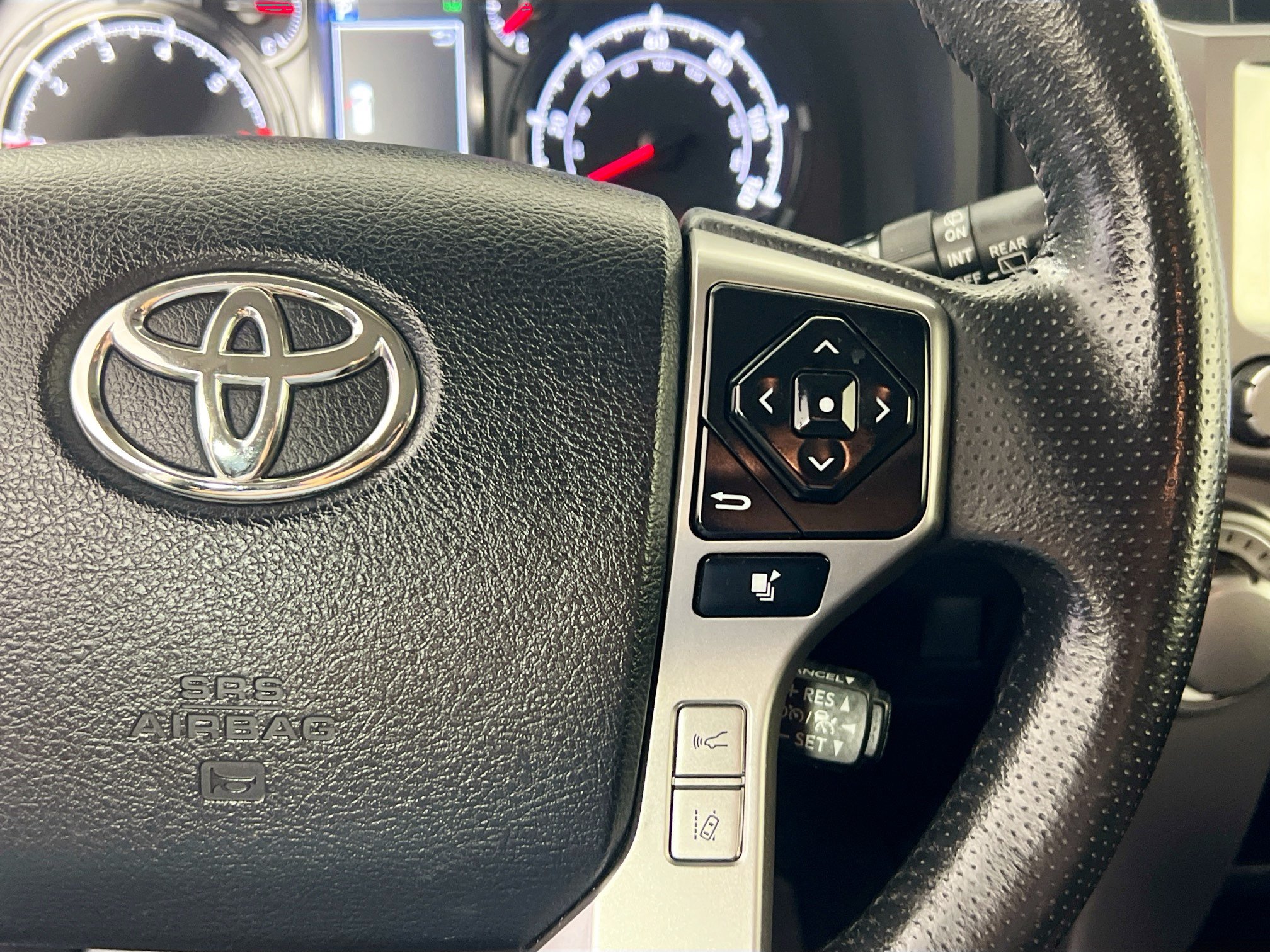 Used 2024 Toyota 4Runner SR5 RWD image 19