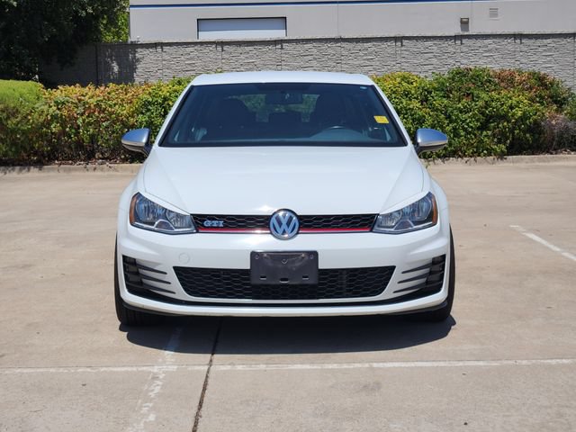 Used 2017 Volkswagen Golf 4-Door FWD image 2