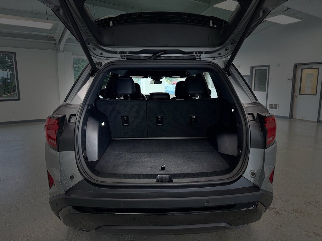 Used 2026 GMC Terrain Elevation w/ Elevation Premium Package AWD/4WD image 30