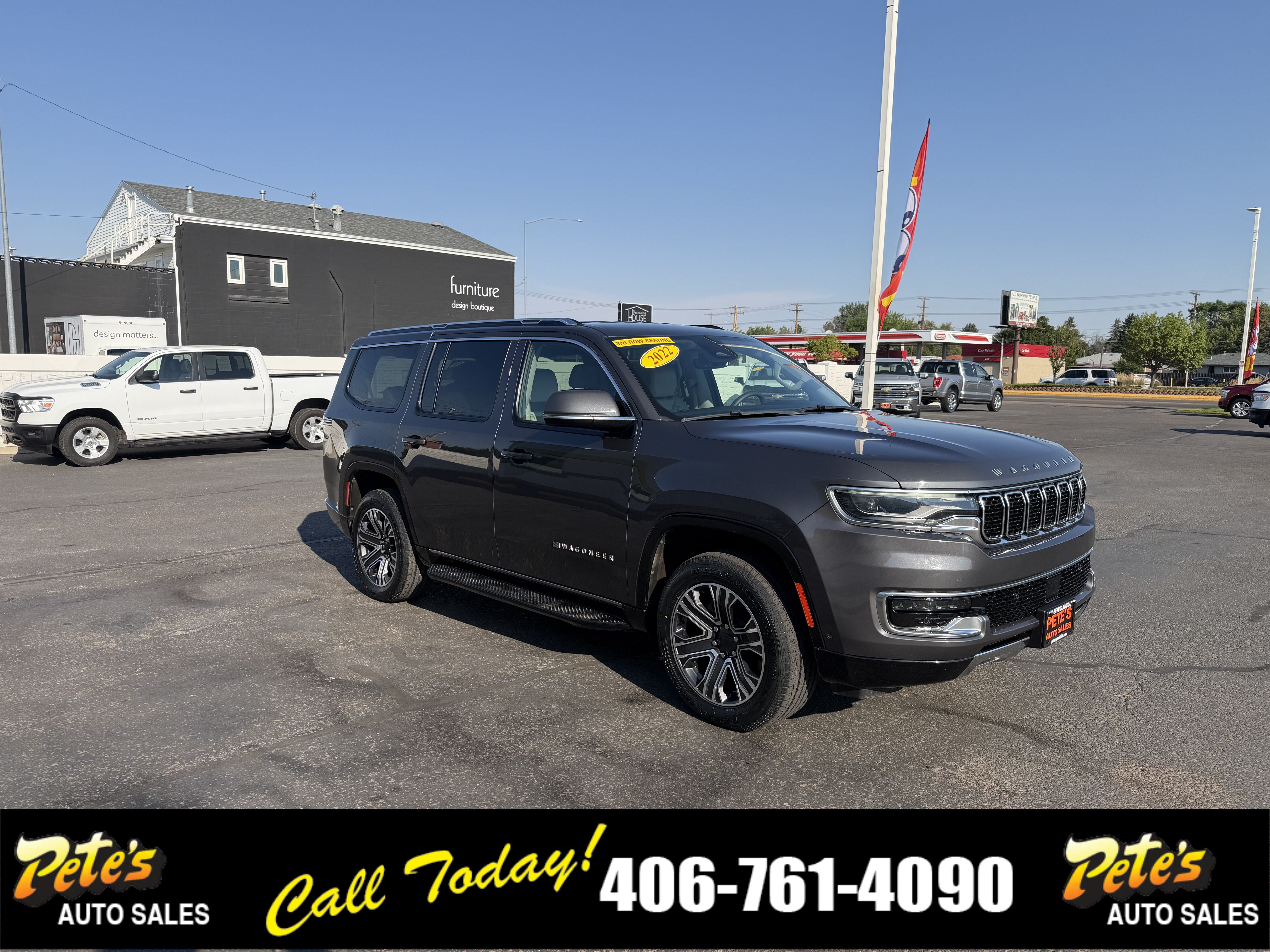 Used 2022 Jeep Wagoneer Series III w/ Flexible Seating Group AWD/4WD image 6
