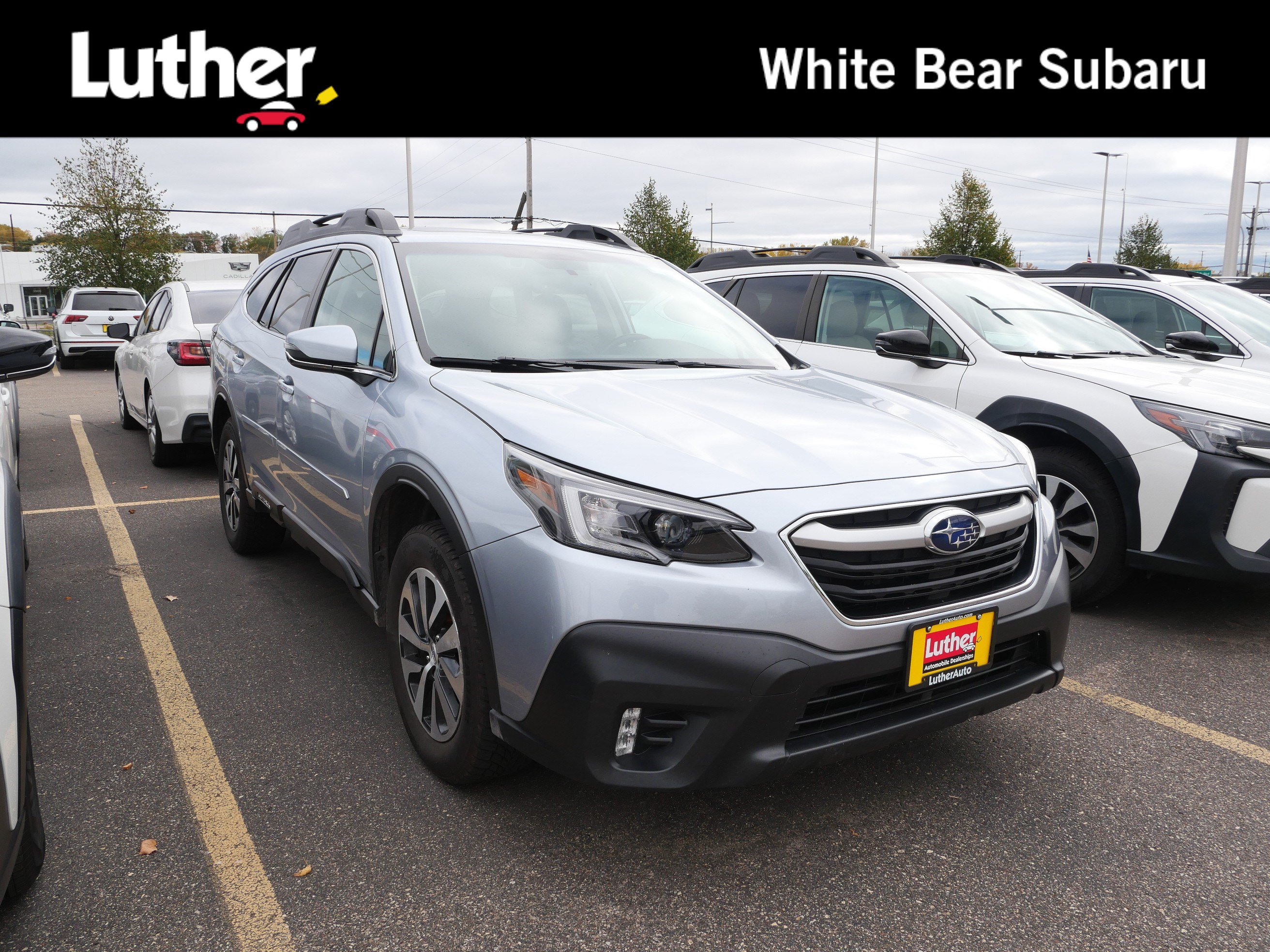 Used 2022 Subaru Outback Premium AWD/4WD image 1