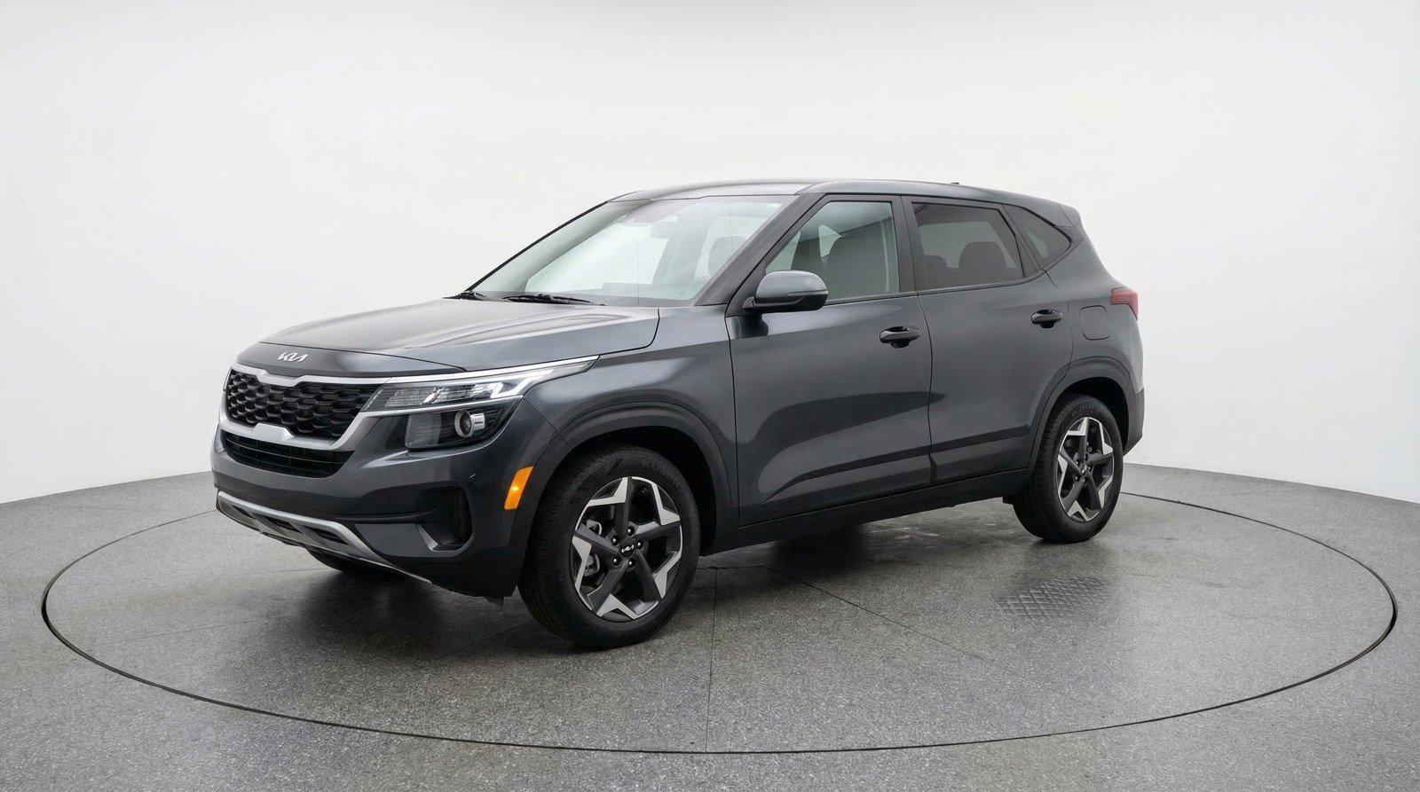 Used 2025 Kia Seltos S FWD image 3