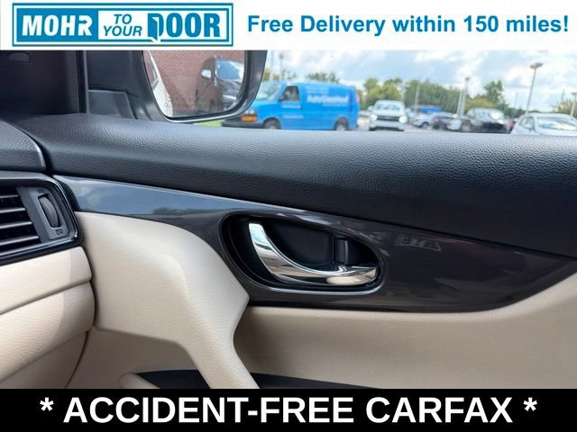 Used 2020 Nissan Rogue SV FWD image 33