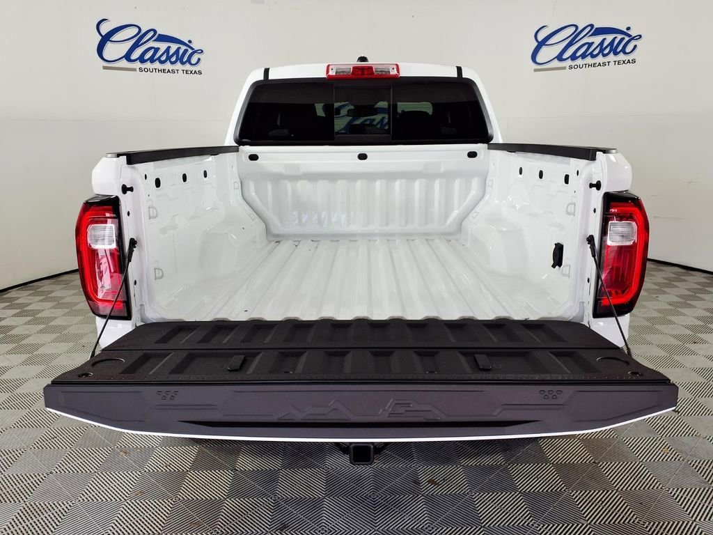 New 2026 GMC Canyon AT4 AWD/4WD image 5