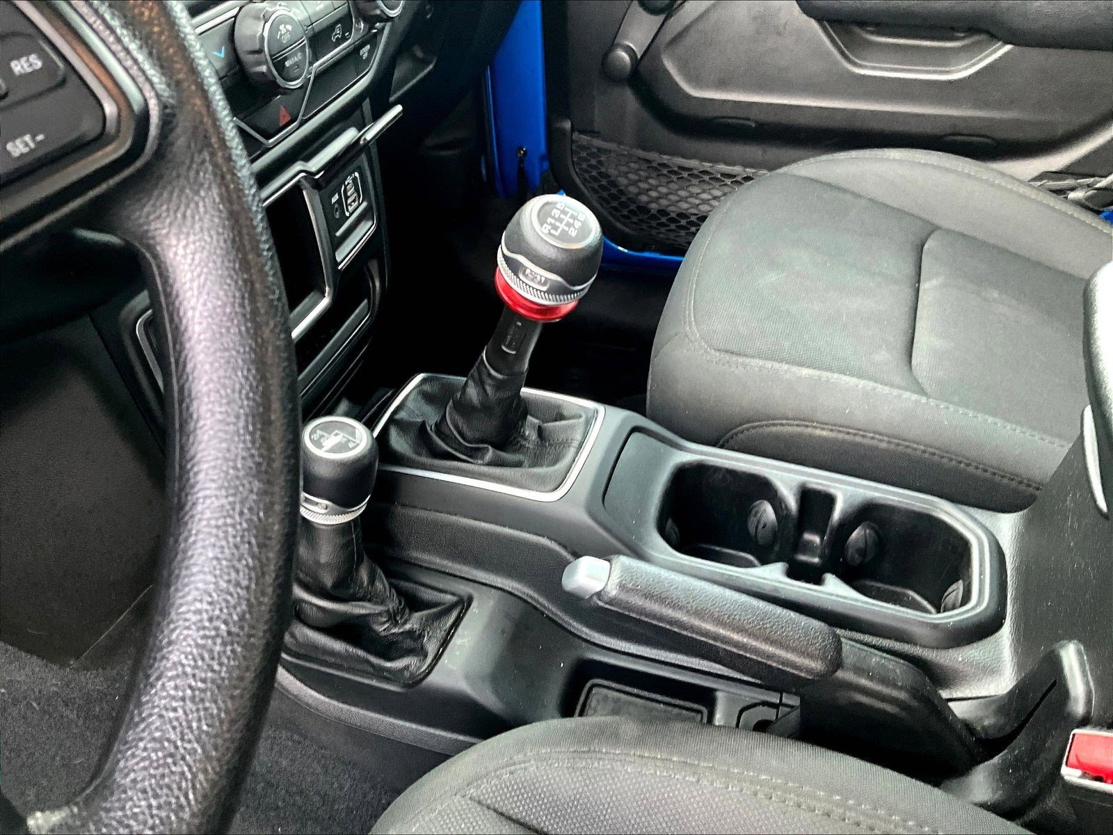 Used 2022 Jeep Gladiator Sport AWD/4WD image 18