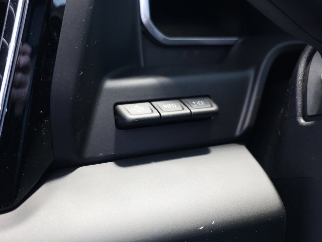 New 2026 GMC Sierra 3500 Denali w/ Denali Reserve Package image 13