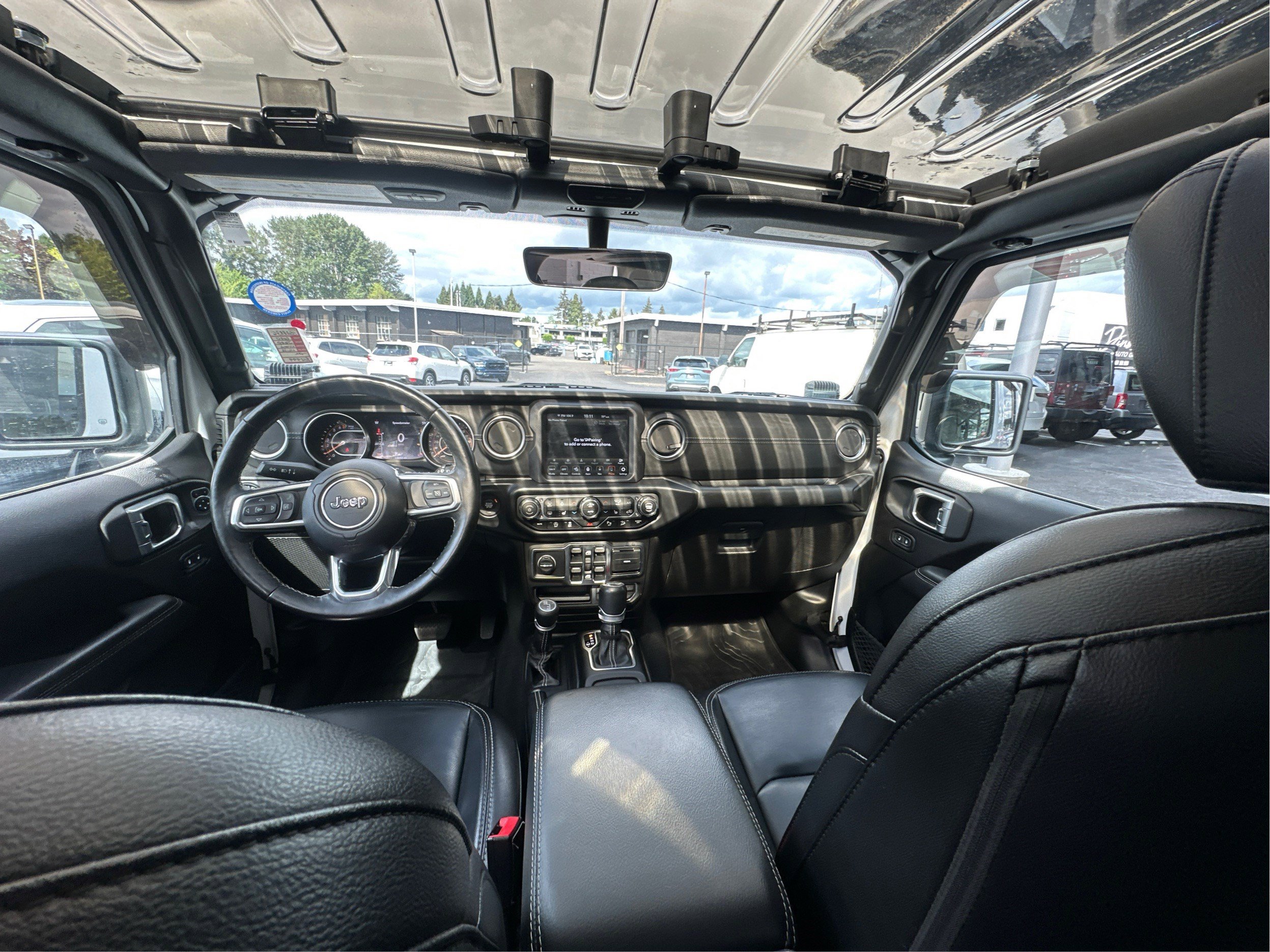 Used 2020 Jeep Wrangler Unlimited Sahara w/ Uconnect 4C Nav & Sound Group AWD/4WD image 28