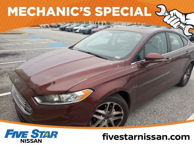 Used 2016 Ford Fusion SE image 1