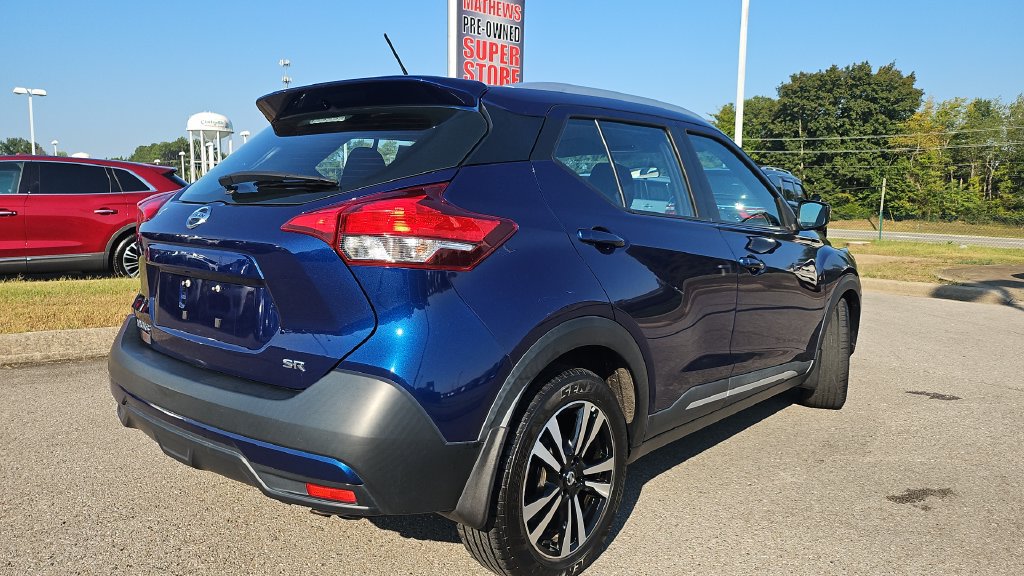 Used 2018 Nissan Kicks SR FWD image 14