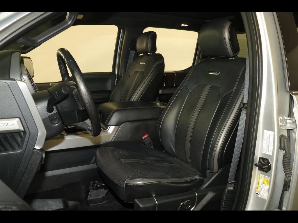 Used 2016 Ford F150 Platinum w/ Equipment Group 701A Luxury AWD/4WD image 3