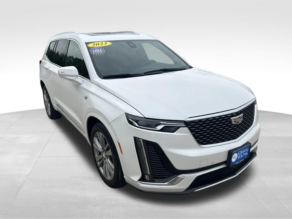 Used 2023 Cadillac XT6 Premium Luxury AWD/4WD image 12