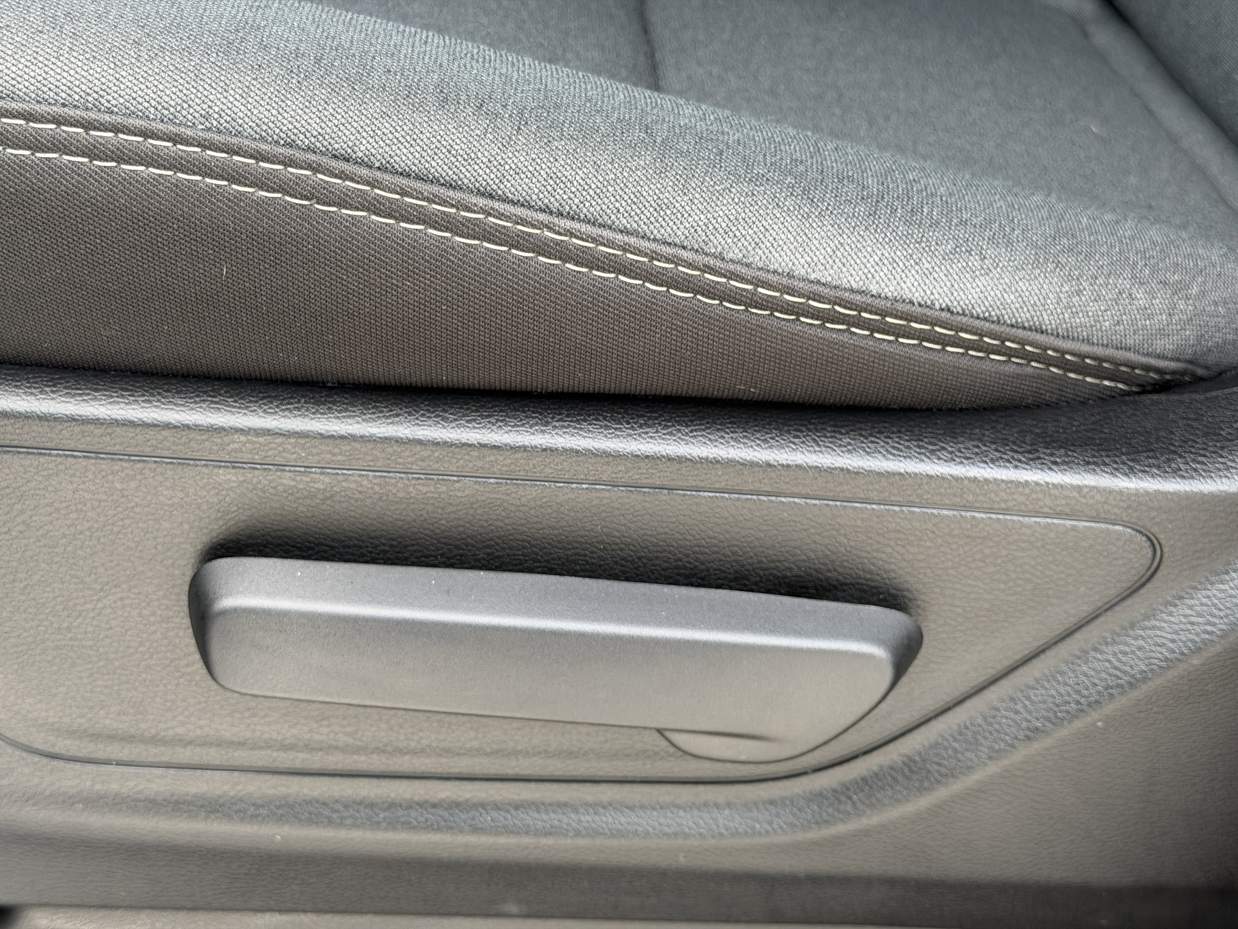 Used 2024 RAM 1500 Tradesman w/ Night Edition image 19